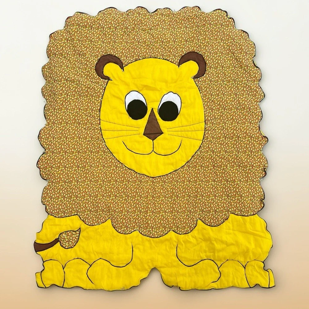 VTG 70s Lion Baby Quilt Blanket Nursery Retro Floral Yellow LRG 48x39 Handmade